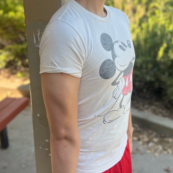 DISNEY MICKEY MOUSE MEN T SHIRT VINTAGE DISTRESSED HAPPY FACE SMILE PROUD PRIDE - Picture 15 of 16